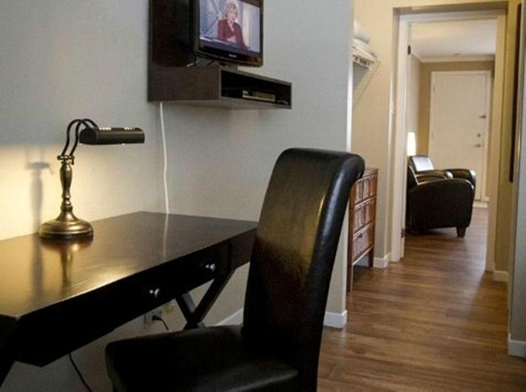 Studiotel Bromont Exteriör bild